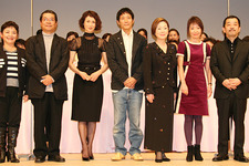 養子に出した子が親を超えた？　“生みの親”志の輔師匠絶賛の『歓喜の歌』完成披露 画像