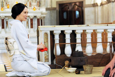 【特別映像】中谷美紀が純白和装で“おもてなし茶会”開催…映画『利休にたずねよ』 画像