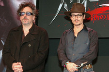 スパイス・ガールズより上手？　ジョニー・デップ、映画で初披露の歌声はいかに？ 画像