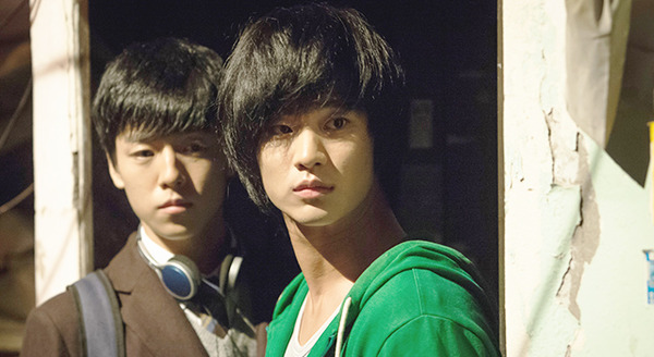 予告編】キム・スヒョン、ジャージ姿から肉体美まで披露