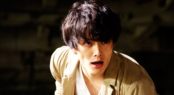 特報映像】“最強の男”岡田将生、特殊能力を初披露！『ストレイヤーズ