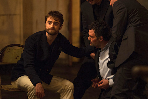 ダニエル ラドクリフの 悪役キャラ が明らかに 科学がマジックに勝つ Cinemacafe Net