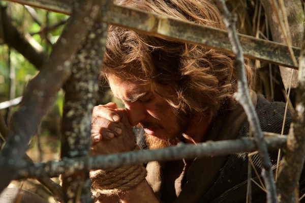 特別映像 通辞 浅野忠信 流暢な英語で宣教師に迫る 沈黙 4枚目の写真 画像 Cinemacafe Net