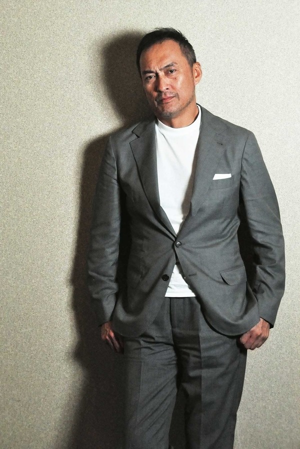 キアヌ Rdj 渡辺謙ら 渋カッコいい おじさま ハリウッド俳優が大活躍 14枚目の写真 画像 Cinemacafe Net キアヌ Rdj 渡辺謙ら 渋カッコいい おじさま ハリウッド俳優が大活躍 14枚目の写真 画像 Cinemacafe Net