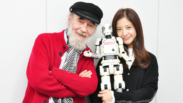 ロボジー』五十嵐信次郎×吉高由里子 50歳差なんて何のそのの通じ合う