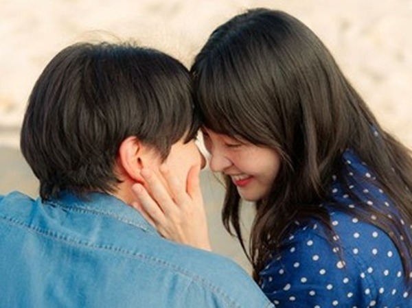 テプン商事』イ・ジュノ♥キム・ミンハ “キス1秒前”ショット公開で