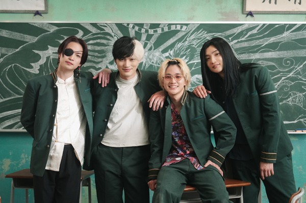 おっさんずラブ‐リターンズ‐」田中圭＆吉田鋼太郎＆林遣都、ビジュアル