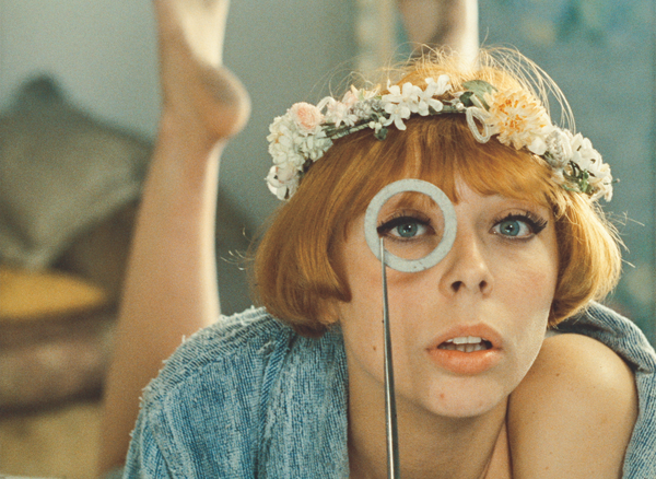 60年代女の子映画の決定版！チェコ・ヌーヴェルヴァーグ『ひなぎく