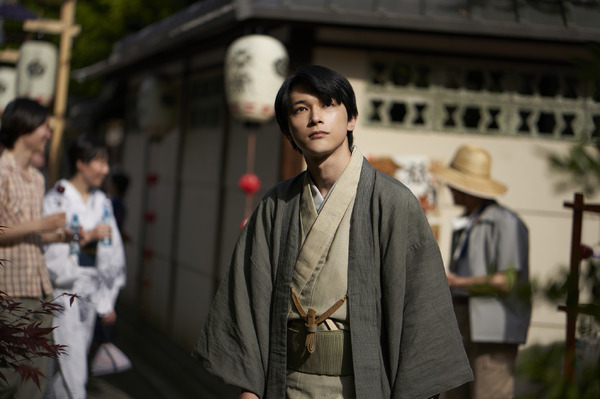 及川光博＆黒木メイサ、ニセ札を巡るWOWOW連続ドラマ「悪貨」で競演