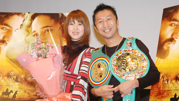 内藤大助、試合には圧勝も奥さんにはタジタジ? 『マリア』でいい夫婦世界王者認定