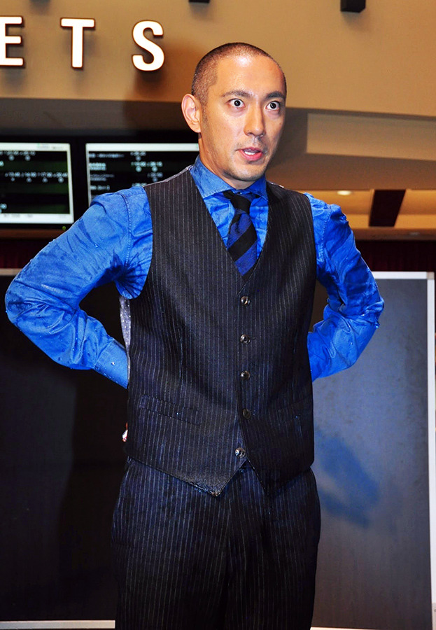 海老蔵が氷水かぶる 挑戦者指名せず Alsへの寄付の方向に結び付けば 6枚目の写真 画像 Cinemacafe Net