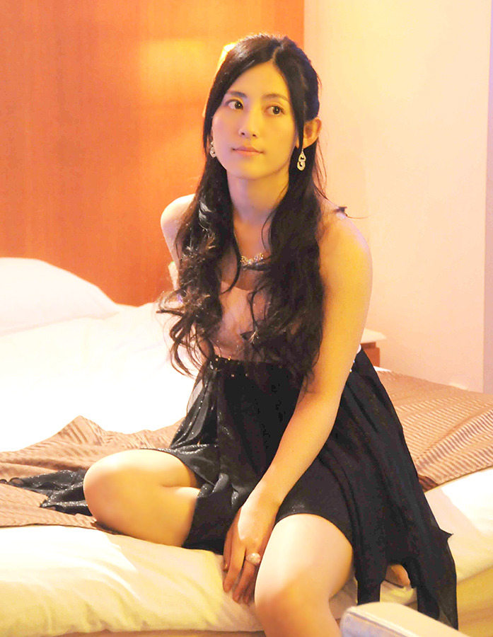 福田彩乃がセクシーショット披露 連ドラでモノマネ ホステス に挑戦 1枚目の写真 画像 Cinemacafe Net 福田彩乃がセクシーショット披露 連ドラでモノマネ ホステス に挑戦 1枚目の写真 画像 Cinemacafe Net