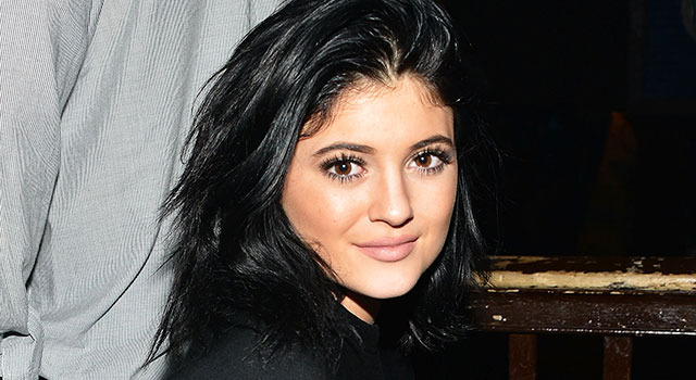 カーダシアン家のカイリー ジェンナー 唇を整形疑惑 3枚目の写真 画像 Cinemacafe Net