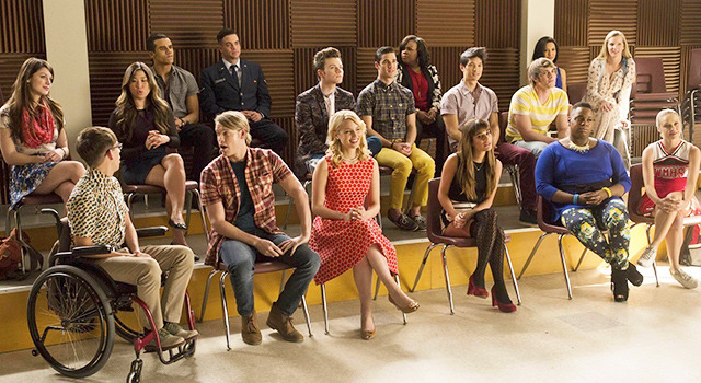 卒業生 も大集合 Glee シーズン5 100話達成パーティーが特典映像に 2枚目の写真 画像 Cinemacafe Net