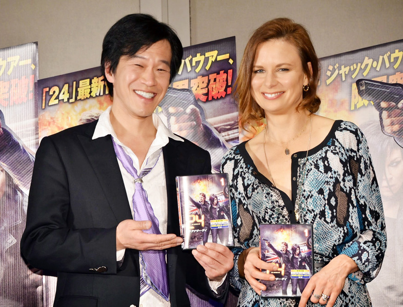 24 女優 日本版ジャック バウアー 小山力也と初対面 3枚目の写真 画像 Cinemacafe Net