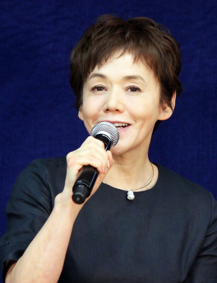 悼む人 高良健吾 石田ゆり子とのラブシーンは パッション 7枚目の写真 画像 Cinemacafe Net