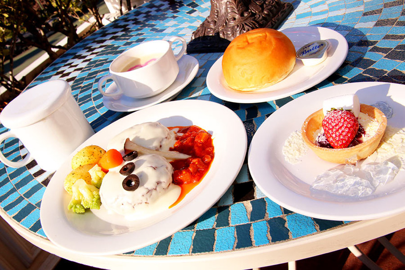 ディズニー女子会 春めくパークで限定メニューを満喫 スルー 厳禁フード4選 6枚目の写真 画像 Cinemacafe Net