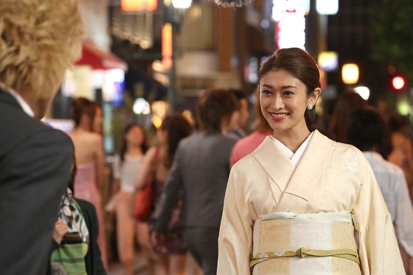 沢尻エリカ 山田優 美しすぎる 歌舞伎町の女たち が一挙到着 新宿スワン 1枚目の写真 画像 Cinemacafe Net