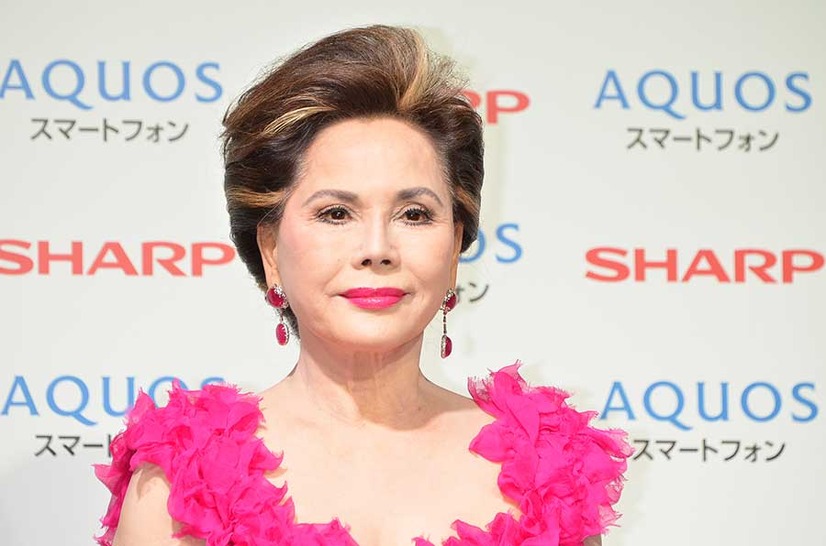 デヴィ夫人 Gacktのあま い声に起こされて 優しくて紳士的 とうっとり 7枚目の写真 画像 Cinemacafe Net