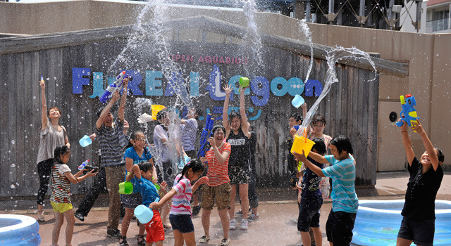 水かけイベントから花火 qまで 八景島シーパラダイスで夏休みイベント開催 3枚目の写真 画像 Cinemacafe Net