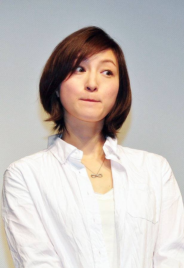 橋本環奈の瞳に似てるカラコンはroze カラコンしてるのか検証 さきママの愛知県探索ブログ