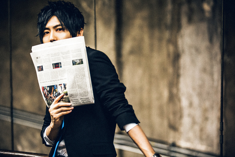 声優 梶裕貴 30歳の誕生日に 等身大 写した写真集発売 2枚目の写真 画像 Cinemacafe Net