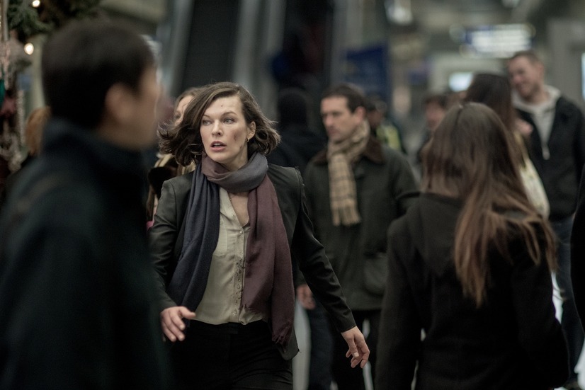 ミラ ジョヴォヴィッチ ケイト ブランシェット 最強のママ女優はどっち 3枚目の写真 画像 Cinemacafe Net