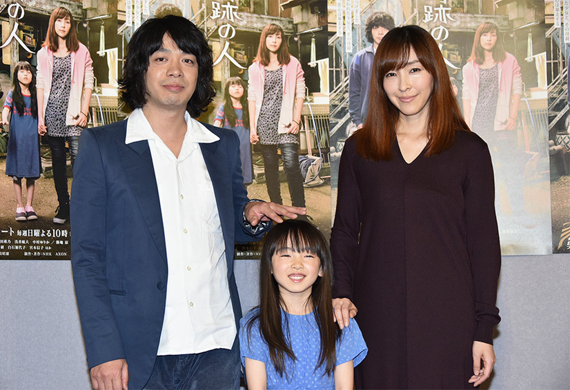 麻生久美子 アクションが苦手 で銀杏boyz 峯田を本気殴り 3枚目の写真 画像 Cinemacafe Net 麻生久美子 アクションが苦手 で銀杏boyz 峯田を本気殴り 3枚目の写真 画像 Cinemacafe Net