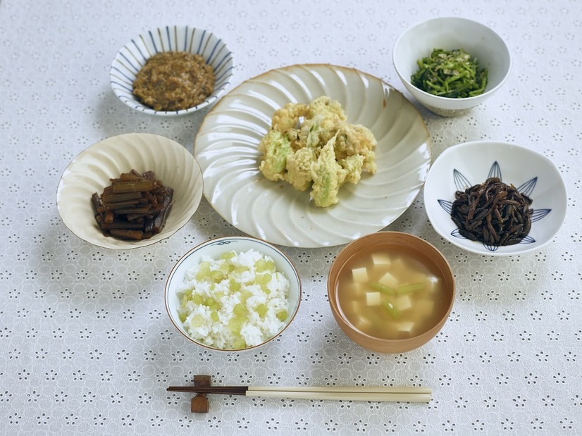 岩田剛典 高畑充希 植物図鑑 大切な人とご飯を食べたくなる新しい 飯テロ 4枚目の写真 画像 Cinemacafe Net