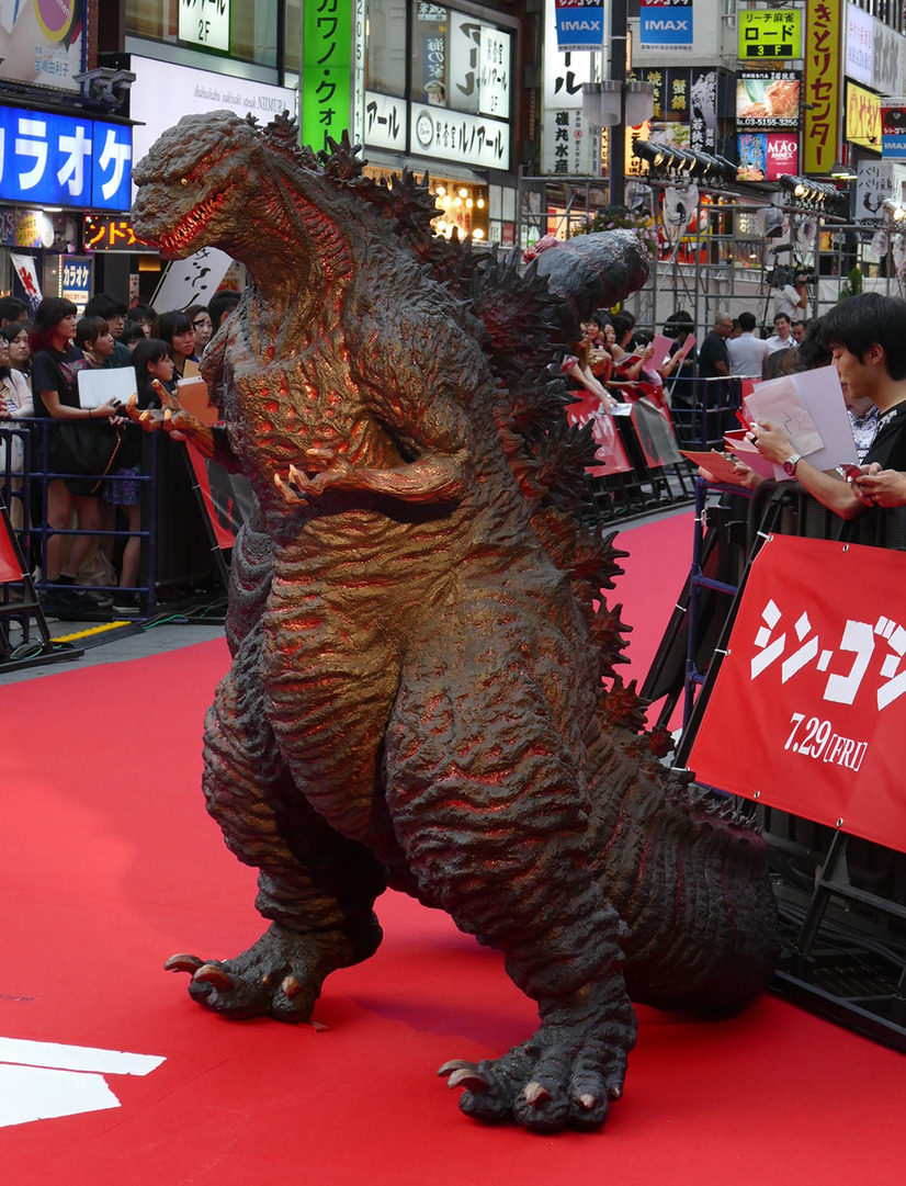 シン ゴジラ 主演の長谷川博己 ポケモンgo対抗心メラメラ 8枚目の写真 画像 Cinemacafe Net