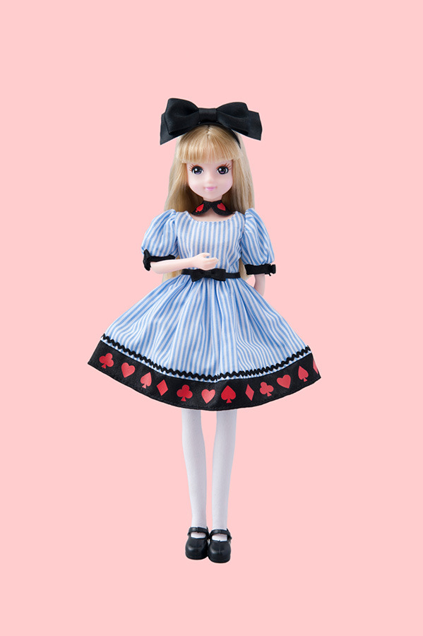 ディズニー Tdr初のファッションドール誕生 人気キャラクターをイメージした全4種 10枚目の写真 画像 Cinemacafe Net