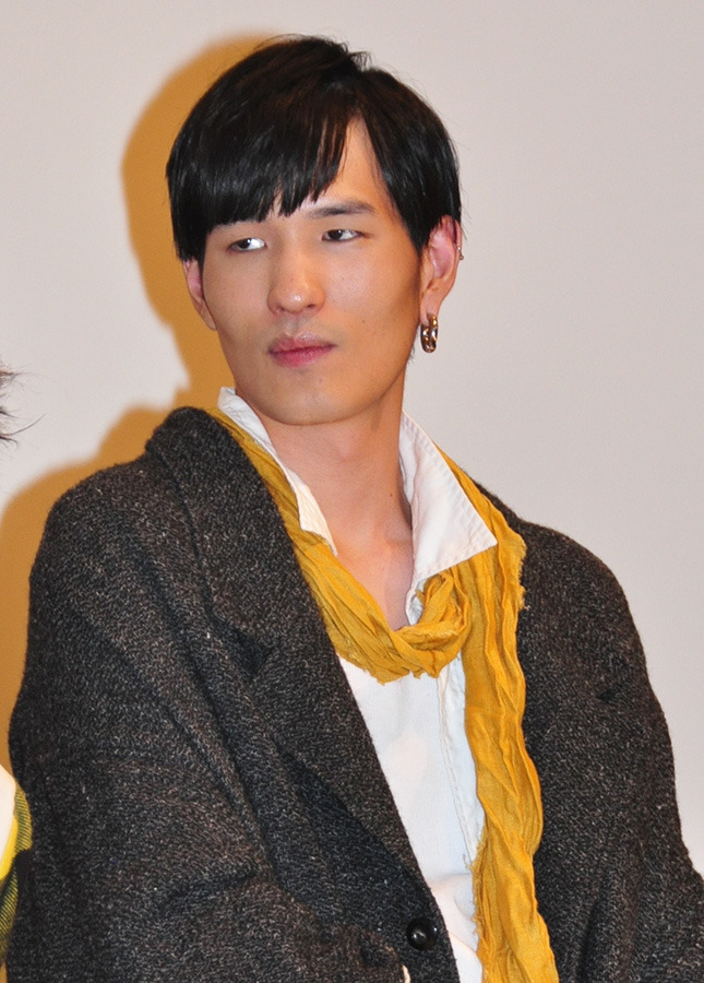 松田翔太 相棒 浜野謙太のクライマックスシーンでの 毒ガス 攻撃を告発 8枚目の写真 画像 Cinemacafe Net