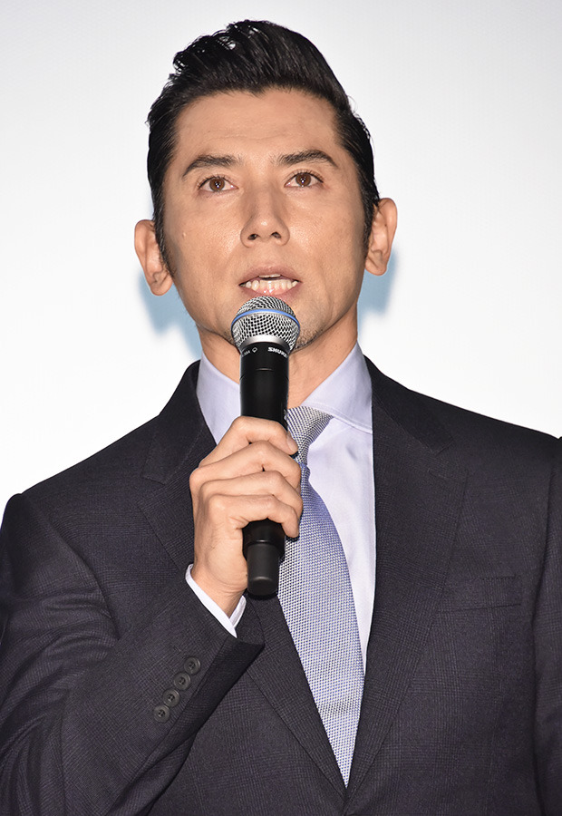 本木雅弘 男性2人を翻弄して嫉妬の叫び どっちが好きなのかはっきりして 2枚目の写真 画像 Cinemacafe Net