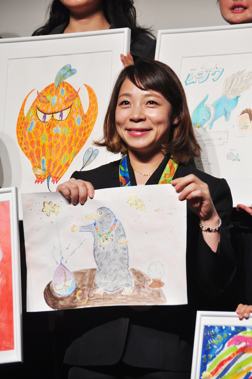 リオ五輪銅メダル三宅宏実 魔法動物のイラストに金メダルへの決意込める 6枚目の写真 画像 Cinemacafe Net