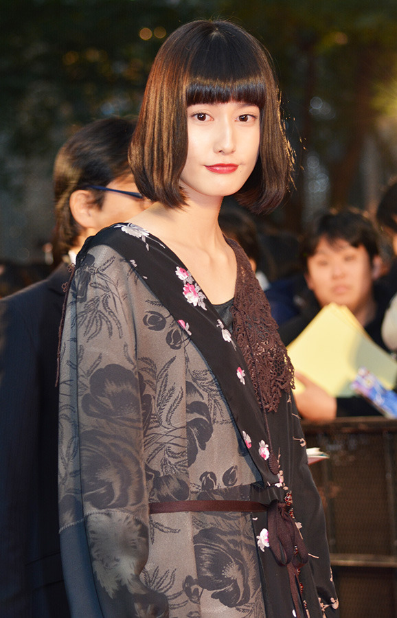 【東京国際映画祭】豪華女優陣が着物&露出度高めワンピースを着こなしレッドカーペットに降臨! 10枚目の写真・画像