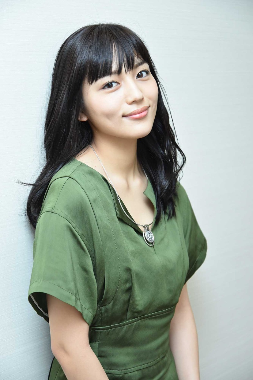 川口春奈の出演映画まとめ 人気俳優との共演続き
