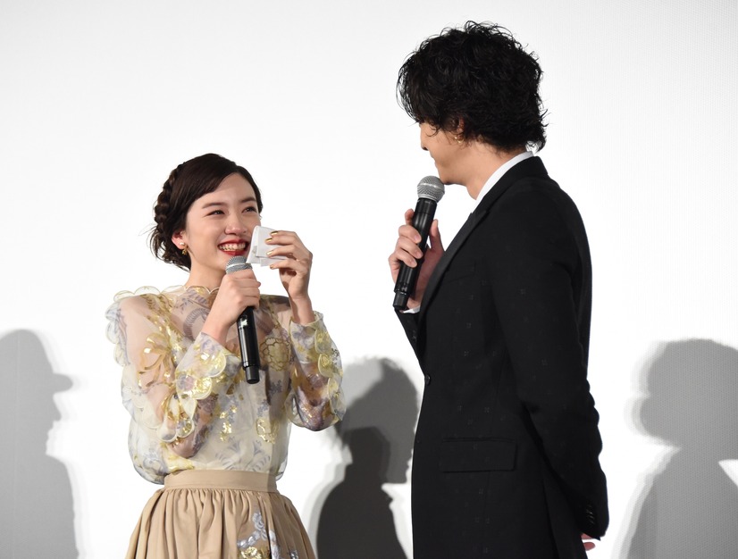 永野芽郁 初主演作の公開に涙 白濱亜嵐 三浦翔平の粋な気遣いに大拍手 11枚目の写真 画像 Cinemacafe Net