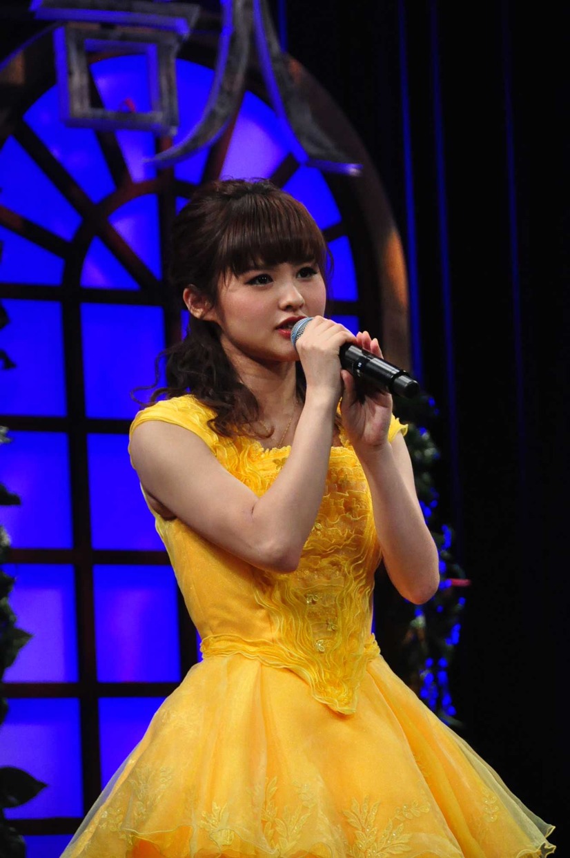 山崎育三郎 昆夏美ら 美女と野獣 日本語キャストが生歌とダンスで魅了 15枚目の写真 画像 Cinemacafe Net