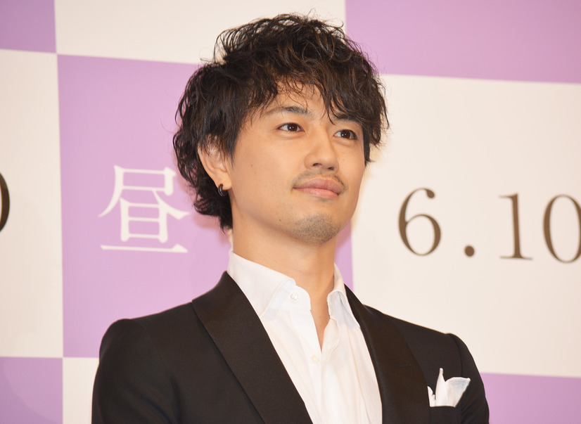 斎藤工 吉瀬美智子を 信じられないくらいキレイ 発言に上戸彩が嫉妬 3枚目の写真 画像 Cinemacafe Net