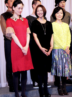 小泉今日子 かもめ食堂 のシリーズに ヘルシンキからいたような顔で 参戦 6枚目の写真 画像 Cinemacafe Net 小泉今日子 かもめ食堂 のシリーズに ヘルシンキからいたような顔で 参戦 6枚目の写真 画像 Cinemacafe Net