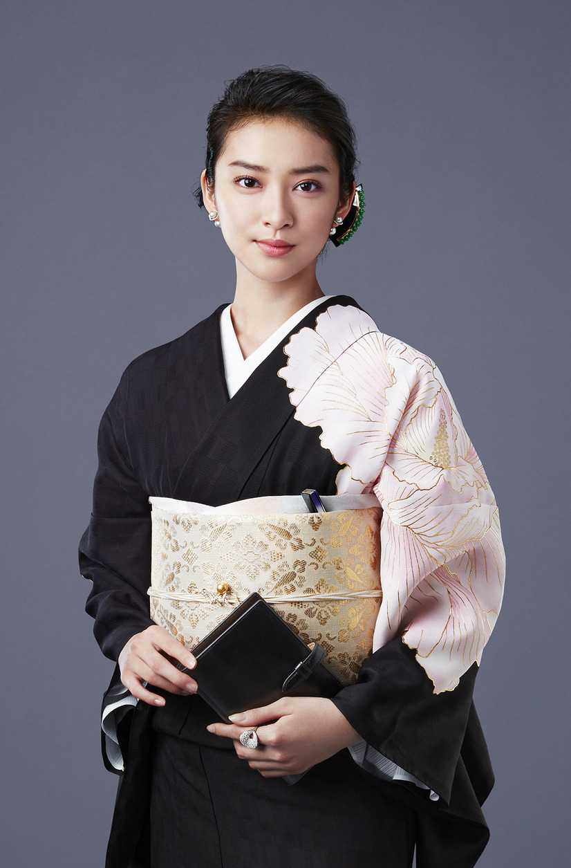 今や大人気の国民的女優 武井咲まとめ