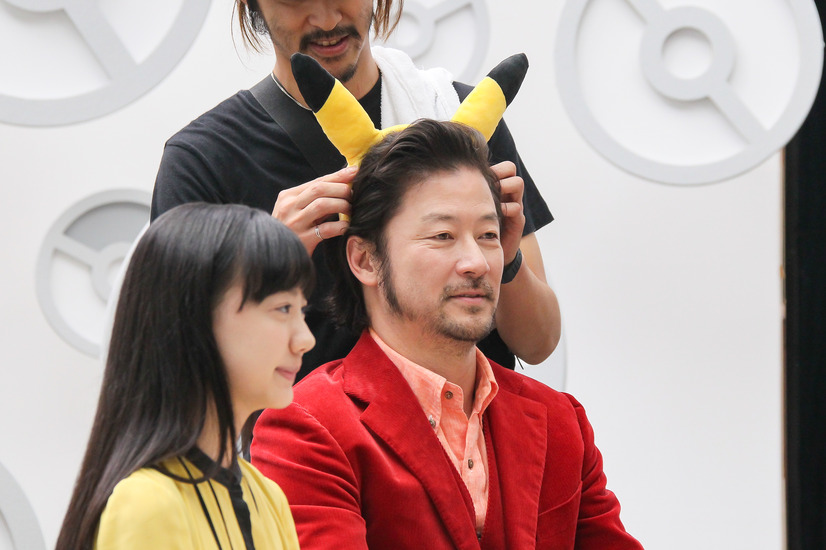 浅野忠信がピカチュウに 芦田愛菜も困惑 ポッ拳 Cm 19枚目の写真 画像 Cinemacafe Net