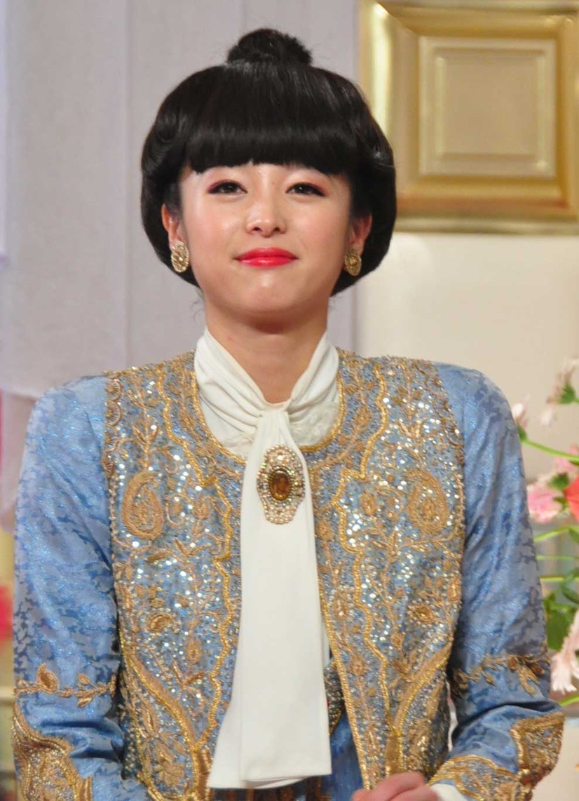 圧巻の4人のタマネギ頭 アンドロイド版 黒柳徹子が司会で暴走 19枚目の写真 画像 Cinemacafe Net 圧巻の4人のタマネギ頭 アンドロイド版 黒柳徹子が司会で暴走 19枚目の写真 画像 Cinemacafe Net