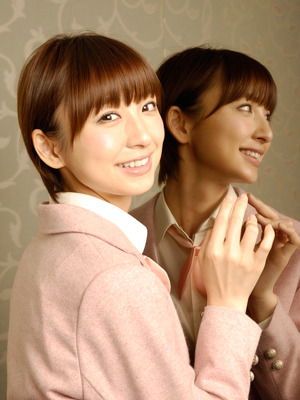篠田麻里子インタビュー 3位っていいポジションだな と思ってます 笑 6枚目の写真 画像 Cinemacafe Net