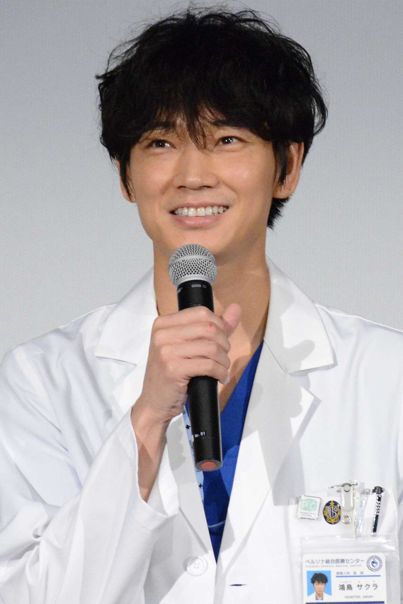 綾野剛 星野源にハマる 恋ダンスも披露 2枚目の写真 画像 Cinemacafe Net