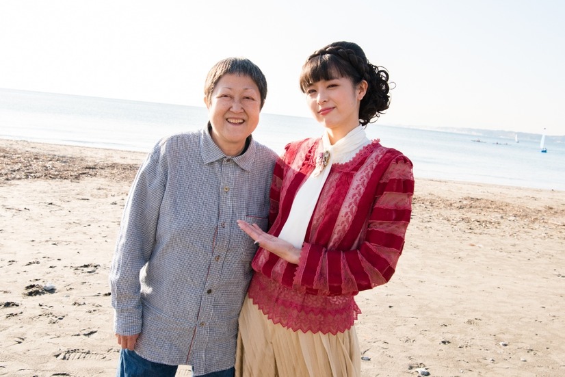 清野菜名 城田優のお姫さま抱っこ 涙のクランクアップ 感無量です 6枚目の写真 画像 Cinemacafe Net