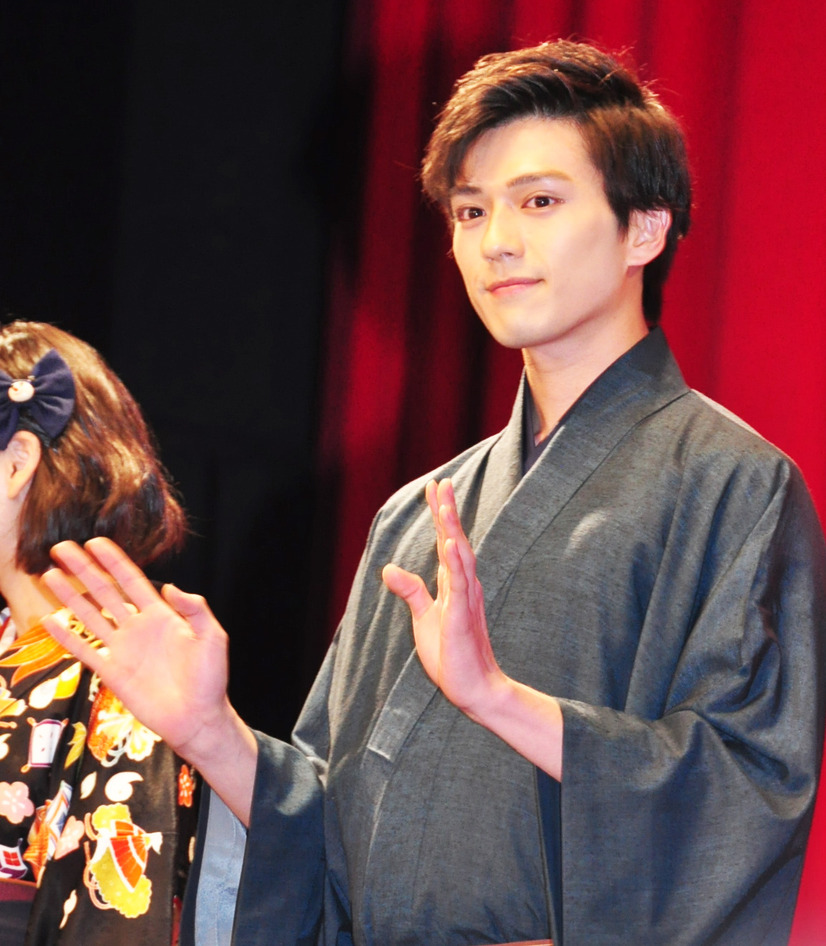 広瀬すずを巡り男たちが告白合戦 新田真剣佑の 僕が守る 発言に大歓声 7枚目の写真 画像 Cinemacafe Net 広瀬すずを巡り男たちが告白合戦 新田真剣佑の 僕が守る 発言に大歓声 7枚目の写真 画像 Cinemacafe Net