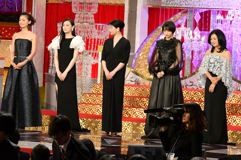 【第41回日本アカデミー賞】広瀬すず「三度目」にして最優秀助演女優受賞!「少しずつでも恩返しができるように」 3枚目の写真・画像
