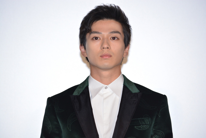 新田真剣佑 ムロツヨシ 嵐 松本潤と北海道でチーズフォンデュ 嵐にしやがれ 3枚目の写真 画像 Cinemacafe Net