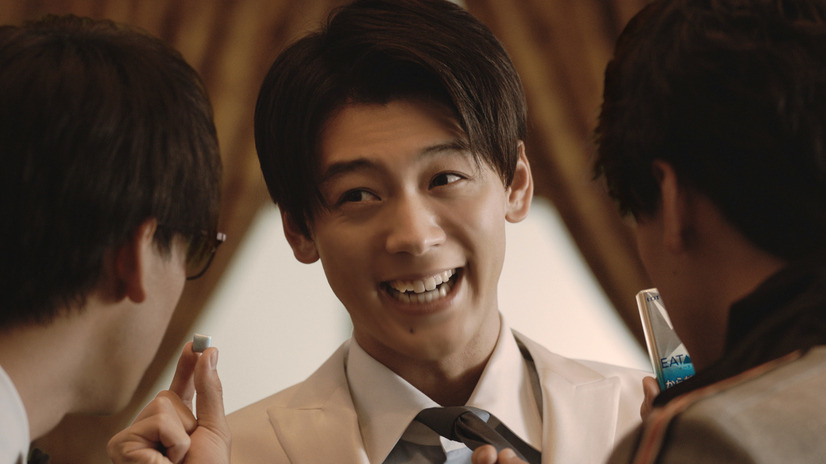 竹内涼真 一人三役でインテリ オラオラ 爽やか 3兄弟 に 派手にやったほうが面白い 14枚目の写真 画像 Cinemacafe Net